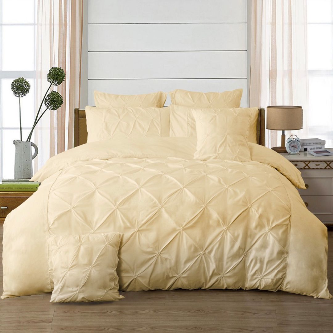 Diamond Pintuck Super King Size Quilt/Duvet Cover Set - Beige